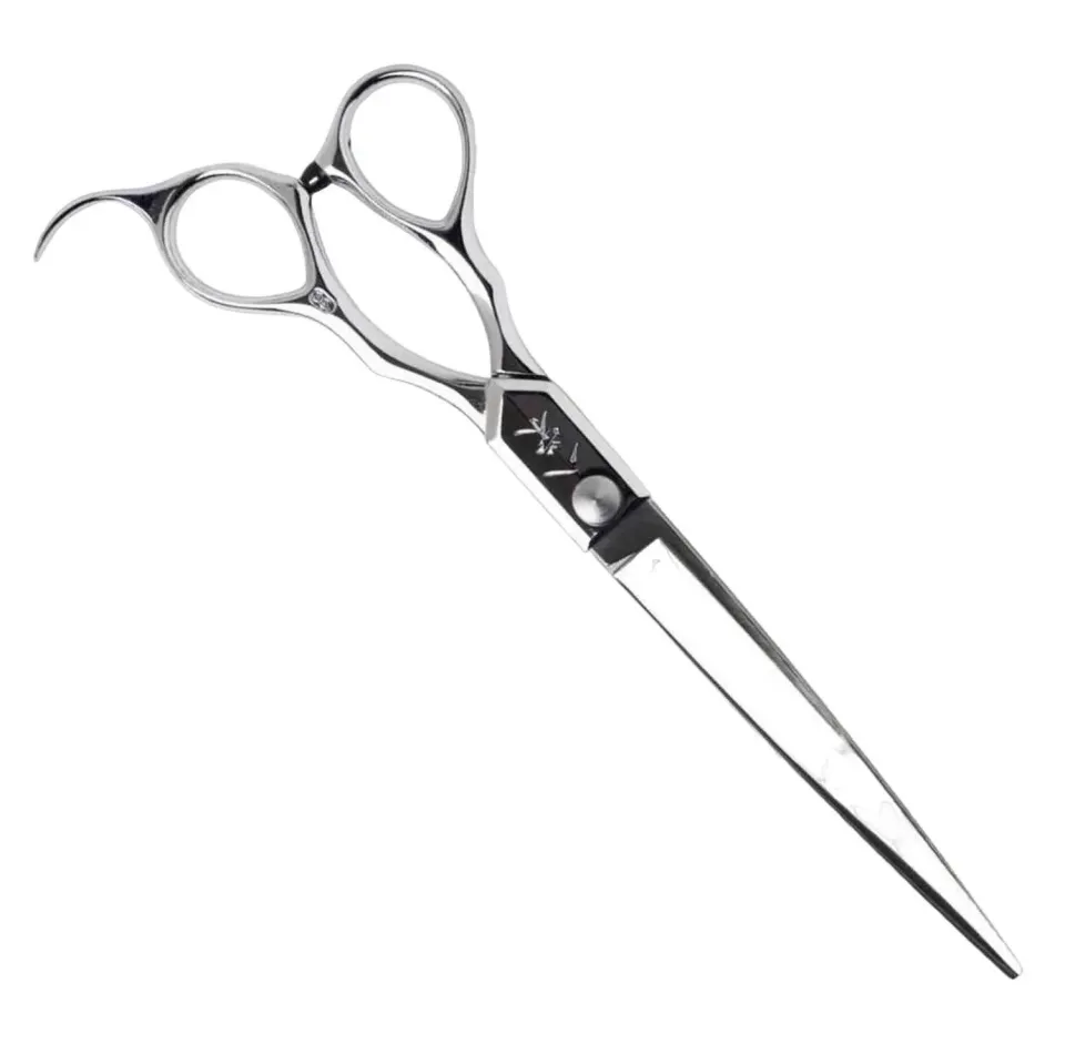 Complete closed Yasaka Barber model-family cutter with visible rings, shanks, pivot and blade tip